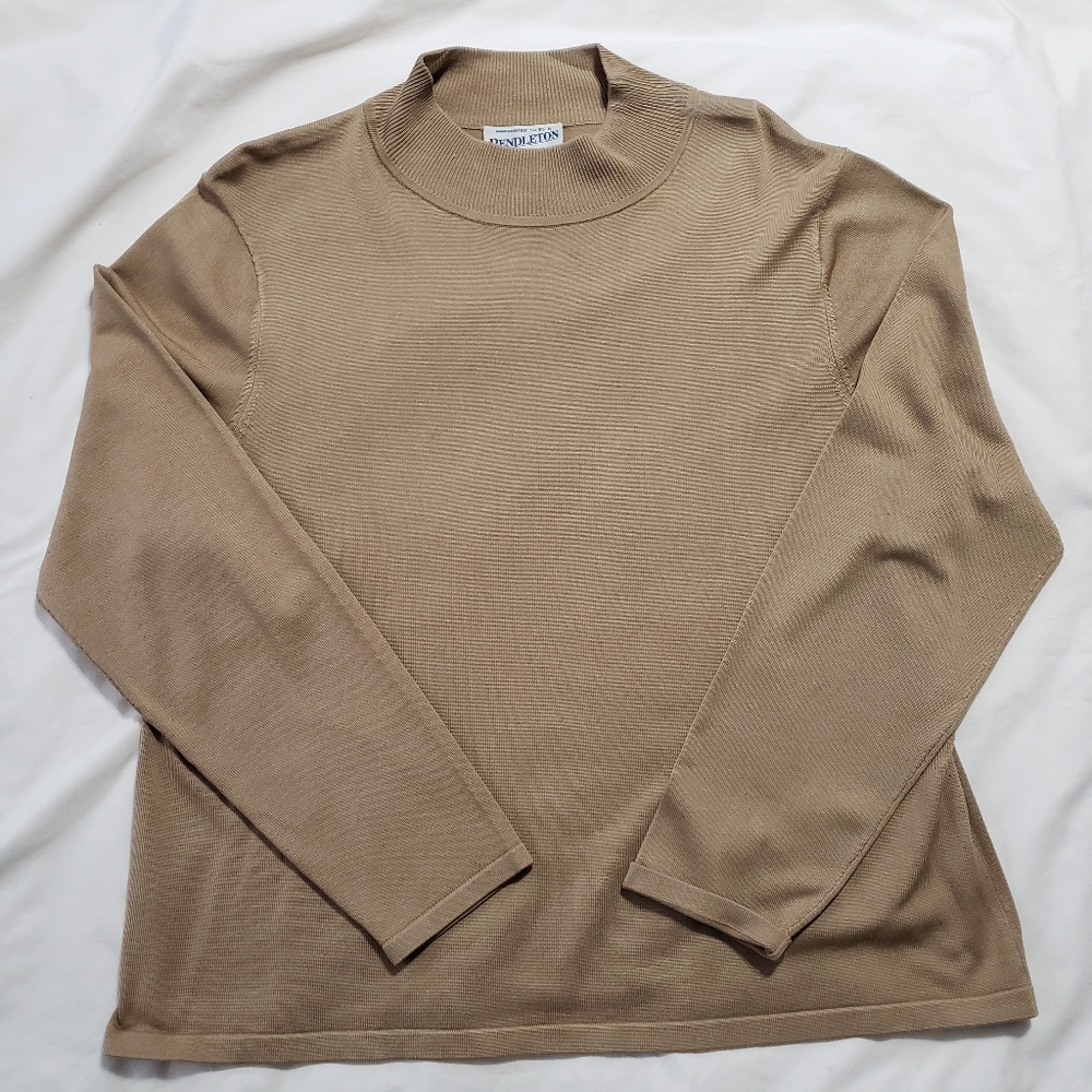 Pendleton Camel Tan Silk Blend Long Sleeve Blouse